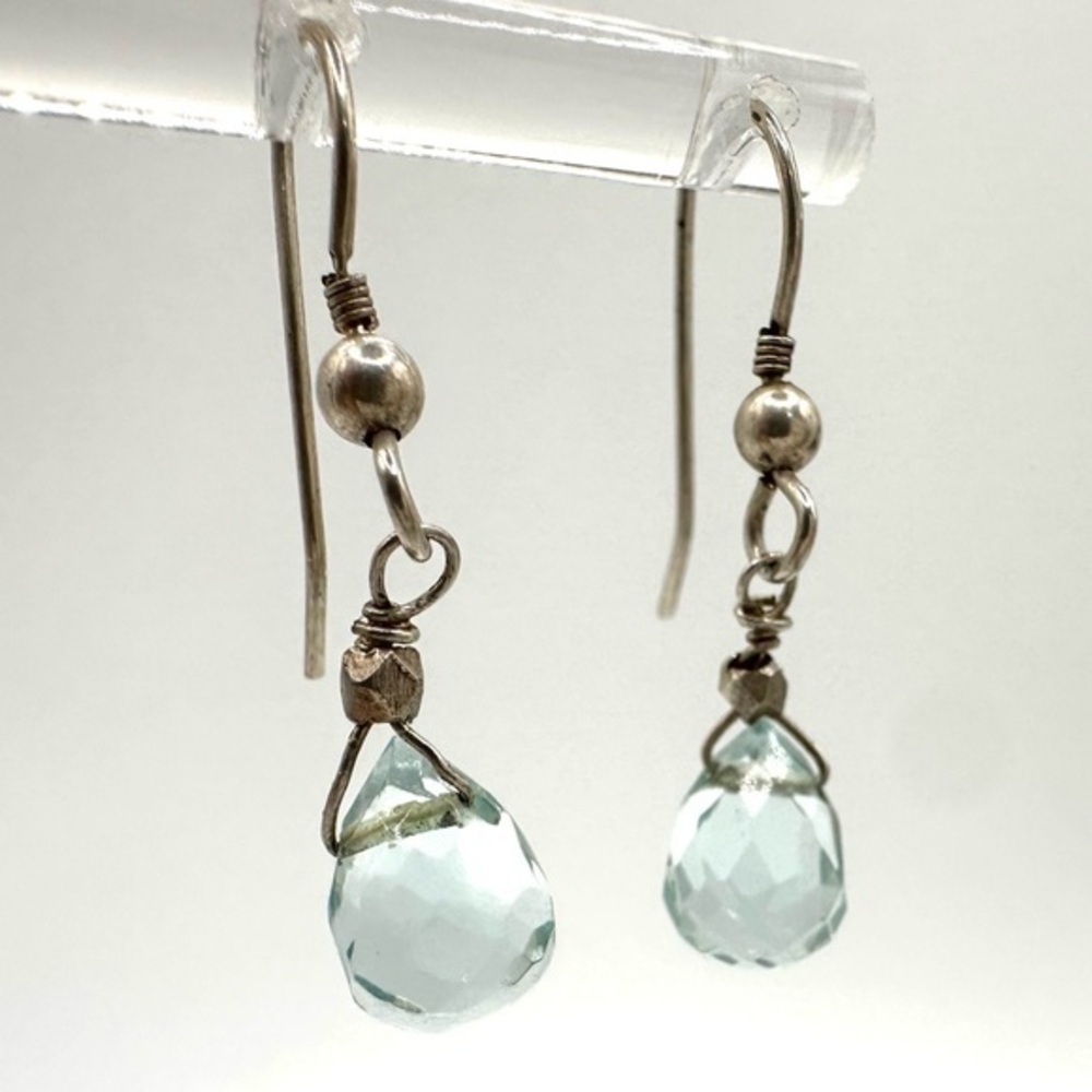 Elegant Silver Tone and Blue Crystal Glass Drop Earrings